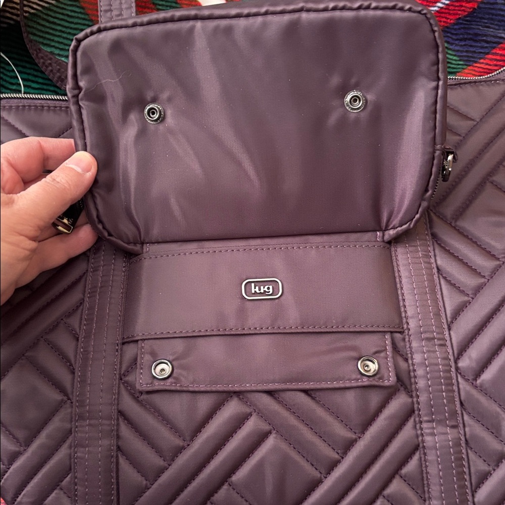 LUG - Catamaran Tote with Anchor Pouch - Picture 12 of 16